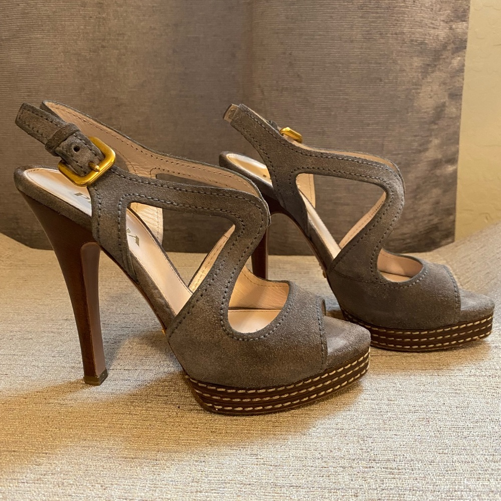 Prada shoes  size 5